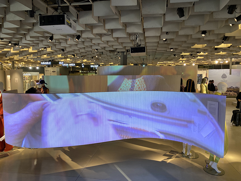 Knitwear waves installation for Pitti Filati 2020